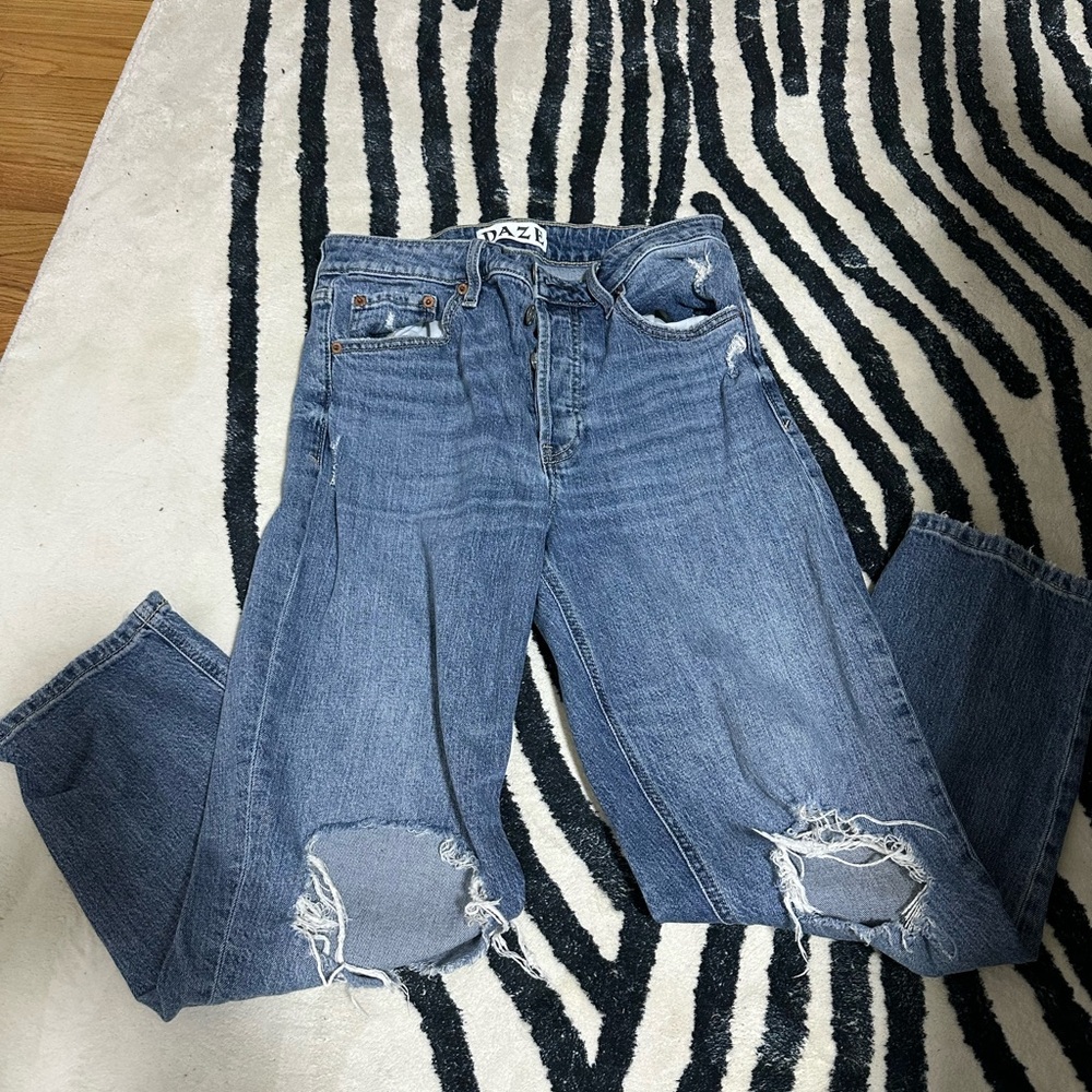 DAZE jeans 
Straight leg